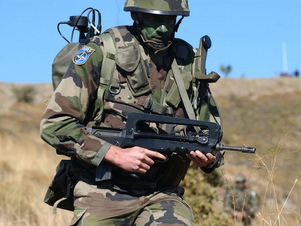 NATO tăng hơn gấp đôi quy mô lực lượng phản ứng nhanh ảnh 1