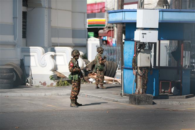 Myanmar ban bố thiết quân luật tại một số khu vực ảnh 1