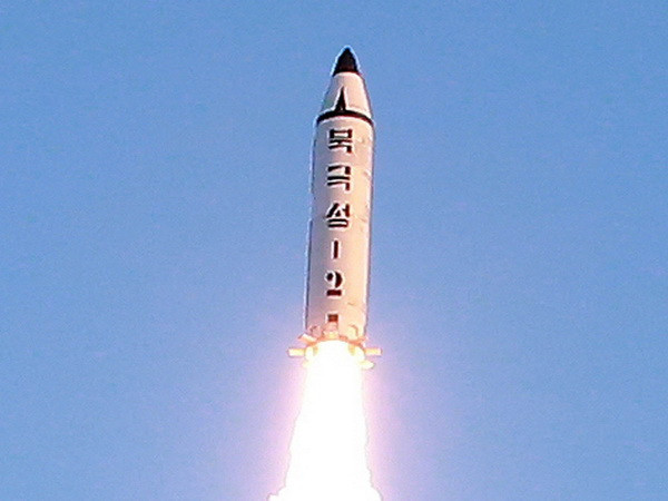 Hàn Quốc: Tên lửa Triều Tiên mới phóng ít khả năng là ICBM ảnh 1
