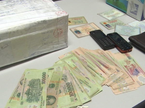 Hòa Bình: Bắt giữ hai đối tượng vận chuyển 45 bánh heroin ảnh 1