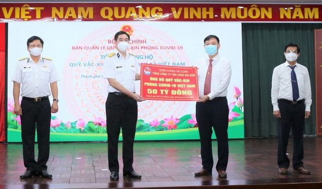 Tổng Công ty Tân cảng SG ủng hộ 50 tỷ đồng cho Quỹ vaccine ảnh 1