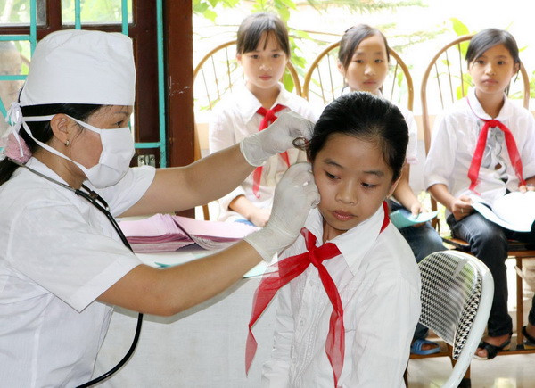 Ảnh chỉ có tính minh họa. (Ảnh: Dương Ngọc/TTXVN) Hà Nội: Trường quốc tế và các trường ở huyện ít tham gia bảo hiểm y tế ảnh 1
