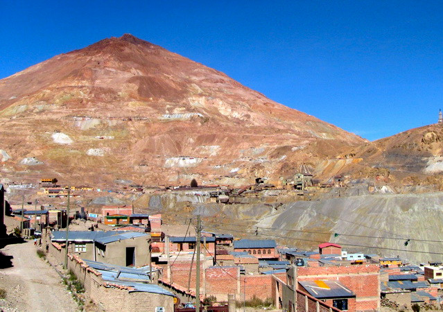 Bolivia đầu tư 925 triệu USD phát triển công nghiệp lithium ảnh 1