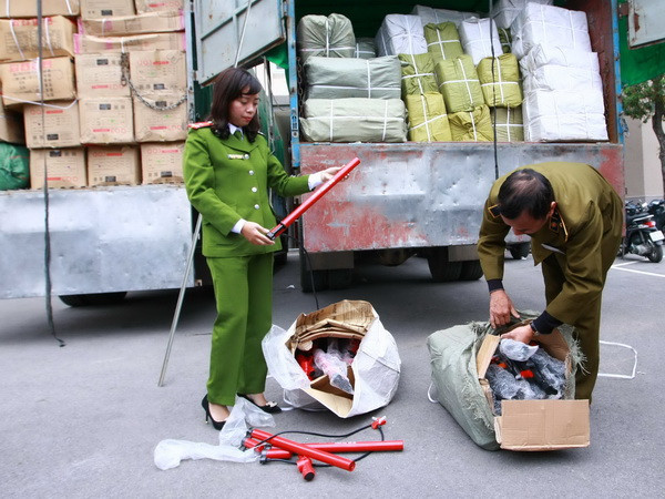 Bài 2: Thủ đoạn tinh vi của các đối tượng buôn lậu dịp giáp Tết ảnh 1