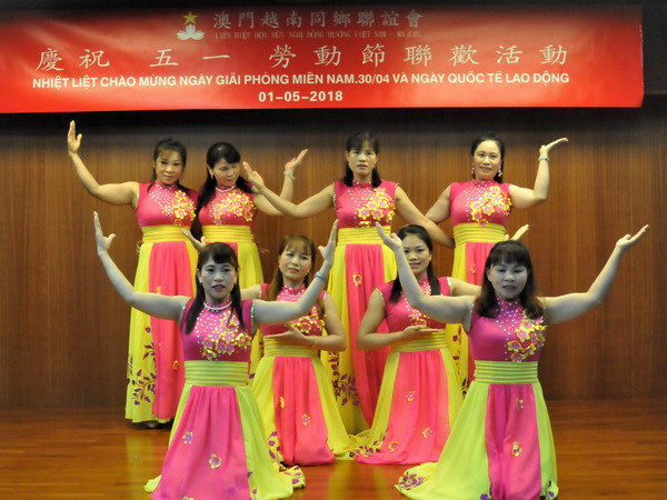 Người Việt tại Macau míttinh kỷ niệm ngày thống nhất đất nước ảnh 1