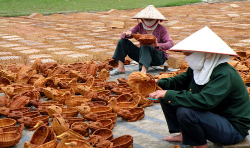 Độc đáo sản phẩm nứa dồn trên quê hương đất Tổ ảnh 2