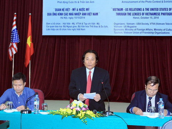 Gần 2.000 bức ảnh tham dự cuộc thi Quan hệ Việt Nam và Mỹ ảnh 1