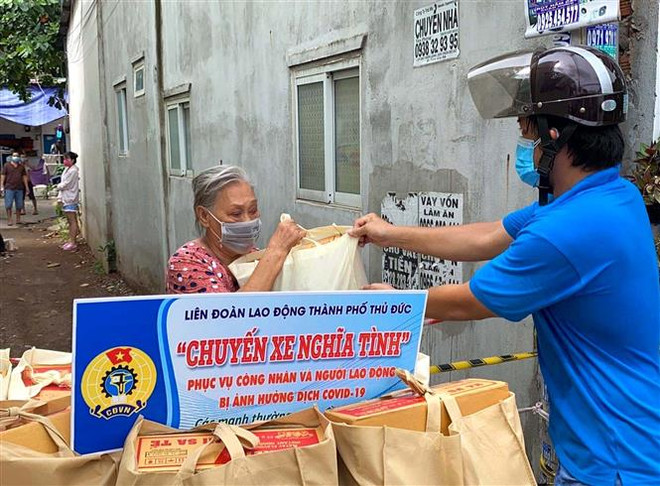 Nhìn lại quá trình TP.HCM thực hiện NQ86: Vẽ lại bản đồ COVID-19 ảnh 2