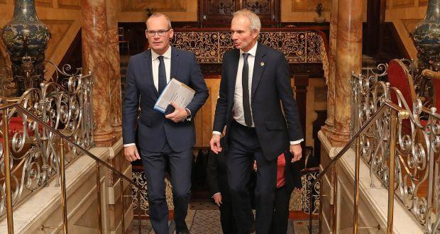 Anh, Ireland ký biên bản ghi nhớ thỏa thuận đảm bảo các quyền công dân ảnh 1