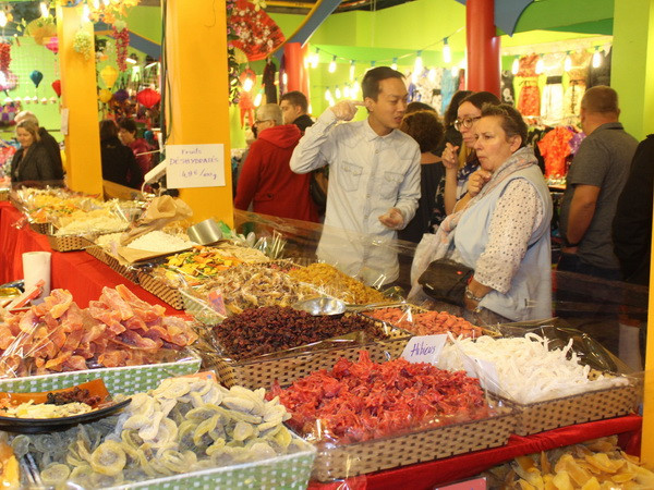 Lung linh sắc màu văn hóa Việt Nam tại miền Đông nước Pháp ảnh 3