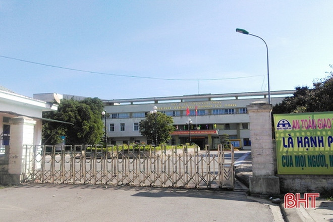 Bệnh viện Đa khoa Thị xã Kỳ Anh nơi tiếp nhận điều trị ban đầu cho 4 người tại xã Kỳ Nam. (Nguồn: baohatinh.vn) Hà Tĩnh: Nghi ngộ độc khí CO, nhiều người trong một gia đình nhập viện ảnh 1
