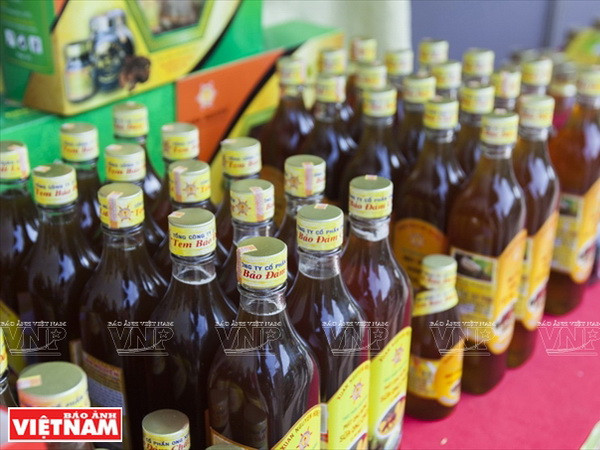 Tuần lễ Đông y trên phố cổ Sài Gòn thu hút nhiều du khách quốc tế ảnh 13