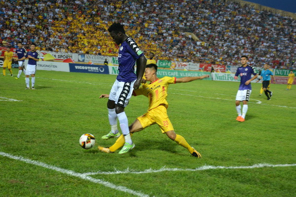 V-League 2018: Nam Định thất bại trước đội đầu bảng Hà Nội ảnh 1