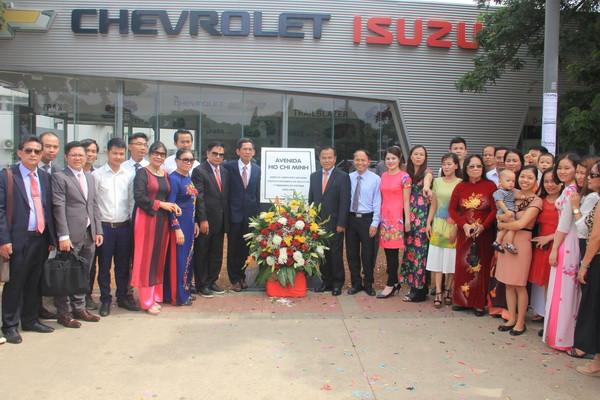 Thứ trưởng Ngoại giao Vũ Hồng Nam thăm, làm việc tại Angola và Namibia ảnh 1