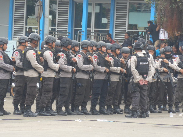 Chuyên gia: Giáo dục tư tưởng là điểm mấu chốt trong chống khủng bố ảnh 1