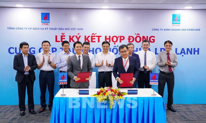 PV GAS-PTSC ký Hợp đồng cung cấp tàu kho nổi chứa LPG lạnh ở phía Bắc ảnh 1