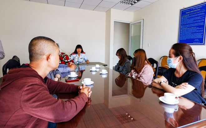 Đăng tải nội dung sai lệch về tuổi kết hôn, 5 thanh niên bị cảnh cáo ảnh 1