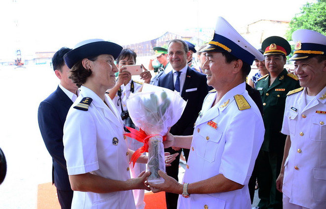 Tàu Hải quân Pháp thăm hữu nghị Thành phố Hồ Chí Minh ảnh 1