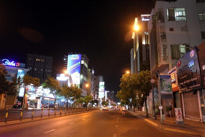 Ủy ban Nhân dân TP.HCM bác tin đồn phong tỏa toàn bộ Thành phố ảnh 2