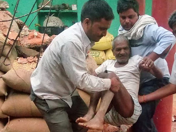 Ấn Độ: Bão cát kinh hoàng đã khiến hơn 90 người thiệt mạng ảnh 1