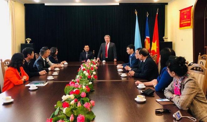 Đoàn Học viện Hành chính quốc gia thăm, làm việc tại Ukraine ảnh 1