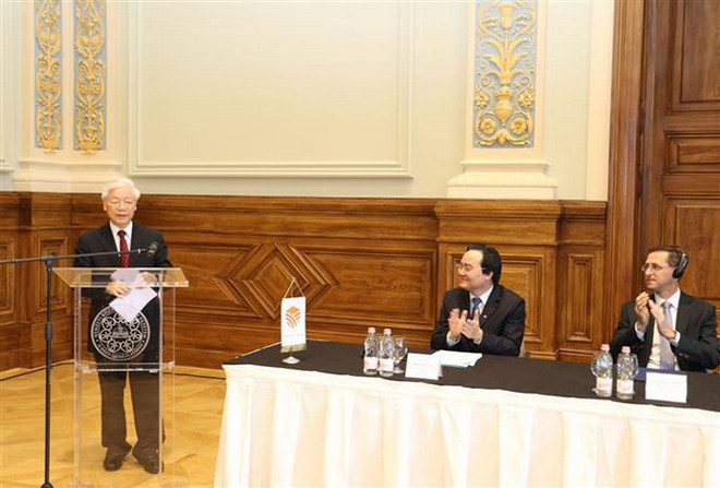 Tổng Bí thư dự Hội nghị Hiệu trưởng các trường đại học Việt-Hungary ảnh 2