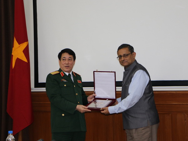 Việt Nam-Ấn Độ tăng cường hợp tác trong lĩnh vực quốc phòng ảnh 1