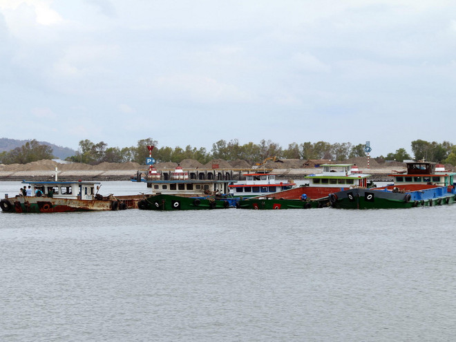 Bắt vụ khai thác cát trái phép quy mô lớn tại Bà Rịa-Vũng Tàu ảnh 1