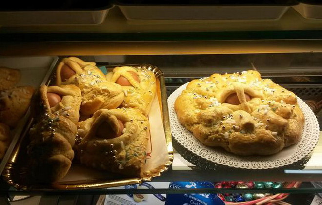 Người dân Italy tất bật chuẩn bị cho ngày Lễ Phục sinh ảnh 1