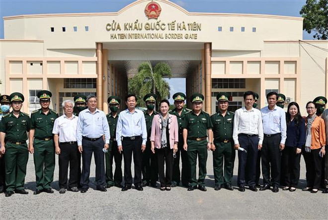 Chủ tịch Quốc hội làm việc với Ban chỉ đạo công tác bầu cử Kiên Giang ảnh 4