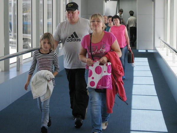 Khánh Hòa phấn đấu đón 4 triệu lượt du khách vào năm 2015 ảnh 1