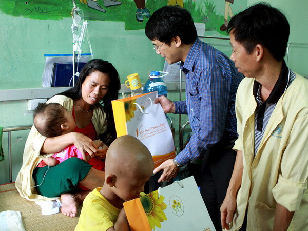 Ung thư đang là bệnh có tỷ lệ gia tăng hàng đầu ở Việt Nam ảnh 1