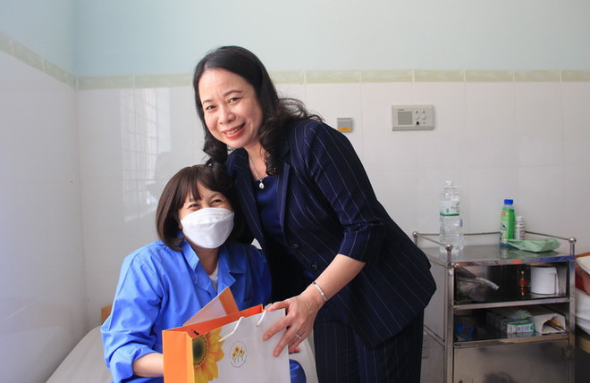 Phó Chủ tịch nước Võ Thị Ánh Xuân thăm, làm việc tại Khánh Hòa ảnh 2