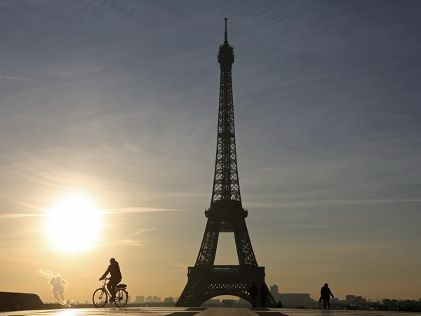 Khủng bố, khủng hoảng di cư làm thay đổi "bản đồ" du lịch châu Âu ảnh 1