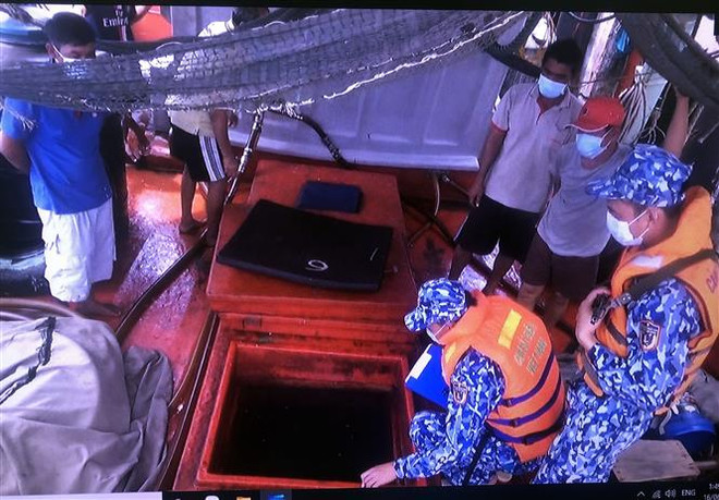 Kiên Giang: Bắt giữ tàu vận chuyển 100.000l dầu DO không rõ nguồn gốc ảnh 1