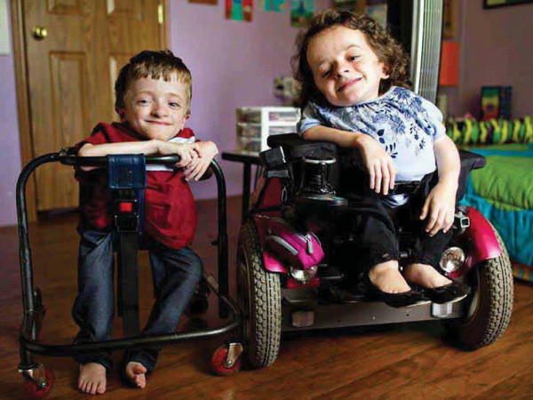 Sự kiện quốc tế tuần 12-18/10: Kết luận MH17 bị tên lửa BUK bắn hạ ảnh 10