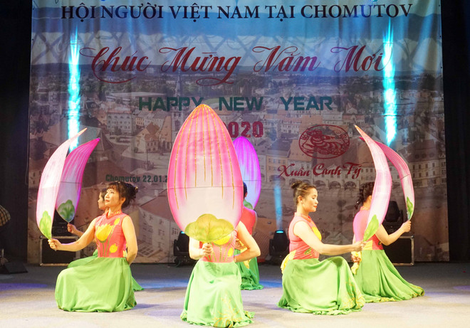 Lan tỏa văn hóa Tết cổ truyền đoàn kết của người Việt tại Séc ảnh 3