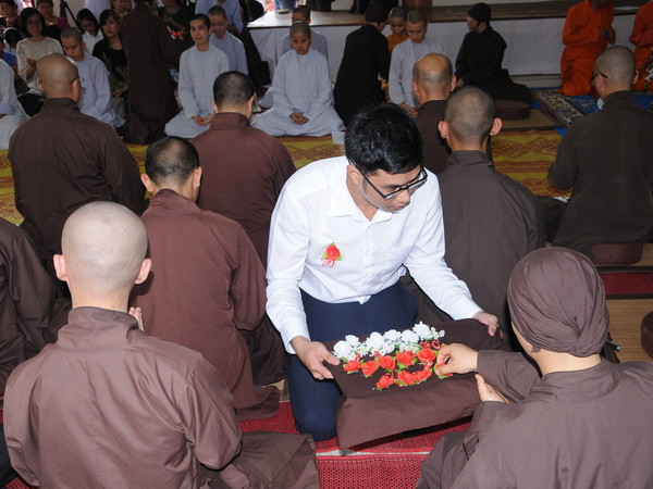 Xúc động mùa Vu lan thứ 9 của cộng đồng người Việt tại Thái Lan ảnh 1