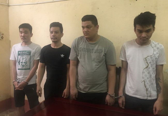 Thanh Hóa: Phá đường dây dùng công nghệ cao chiếm đoạt hơn 5 tỷ đồng ảnh 1