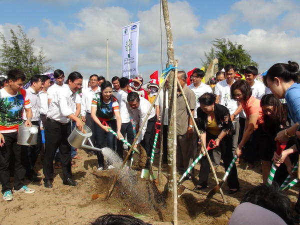 Trồng 10.000 cây trong Quỹ 1 triệu cây xanh tại tỉnh Bến Tre ảnh 1
