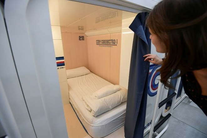 Italy: Độc đáo mô hình khách sạn ''con nhộng'' Milan ảnh 1