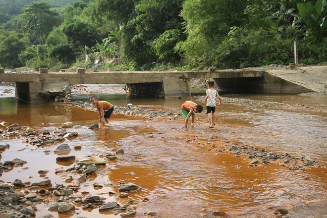 ttxvn_1407_song nam huong (2).jpg