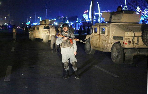 Afghanistan quốc tang tưởng niệm nạn nhân vụ đánh bom liều chết ảnh 1