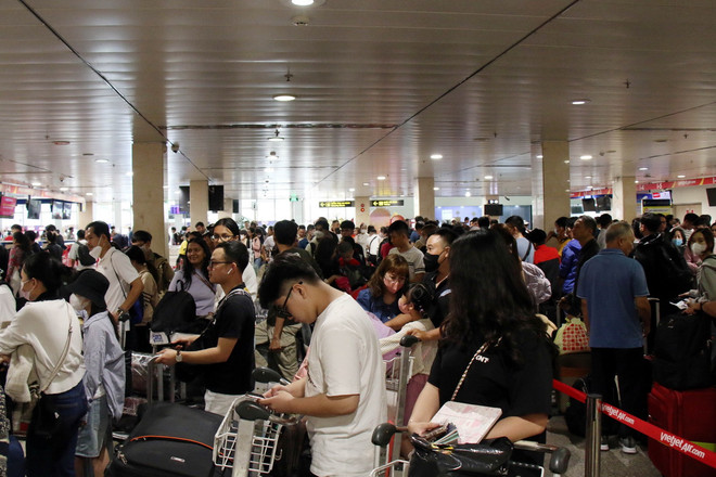 ttxvn_0402_tan son nhat (2).jpg