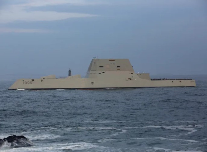 Dự án khu trục hạm tàng hình "siêu đắt, siêu thất bại" của Mỹ ảnh 3