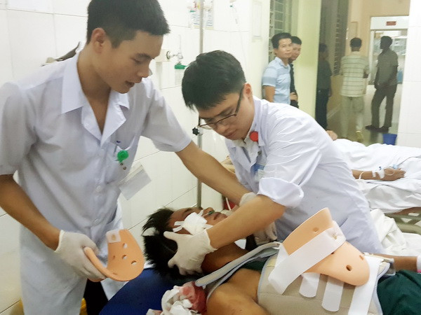 Quảng Ninh: 7 người bị thương trong vụ thang máy bị đứt cáp ảnh 1