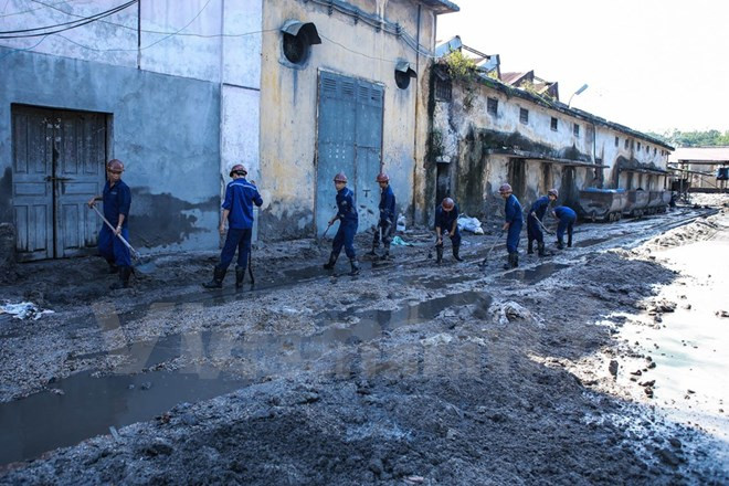 Cảnh báo hiểm họa từ các bãi thải than trong mùa mưa lũ ảnh 1