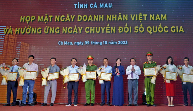 Cà Mau: Đồng bộ nhiều giải pháp tạo đột phá trong Chuyển đổi Số ảnh 2