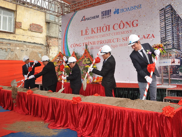 Công ty Hòa Bình cất nóc dự án Chung cư GEMS tại Myanmar ảnh 1