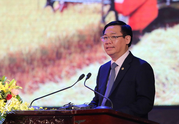 Cải cách chính sách tiền lương để nâng cao đời sống người lao động ảnh 1